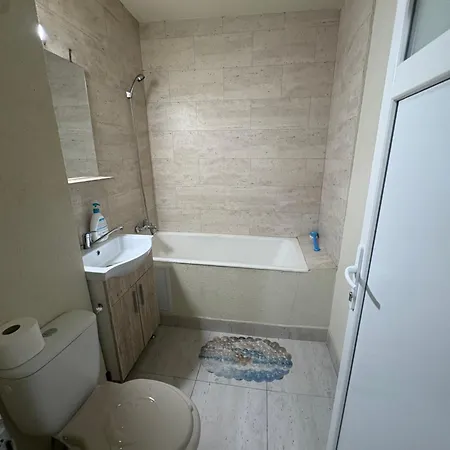 Daire Lujerului Veteranilor Bükreş